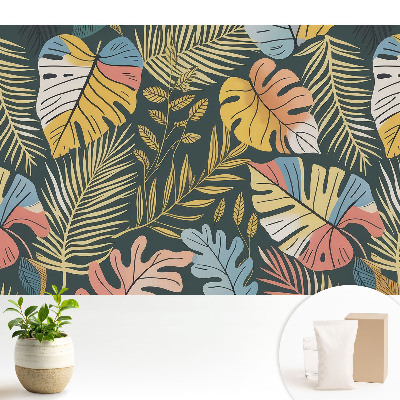 Frunze tropicale colorate pe un fundal întunecat