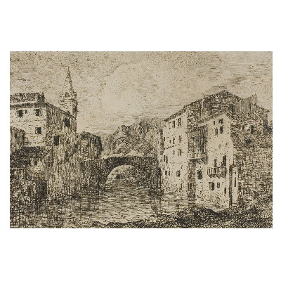 Clădiri clasice lângă pod și râu