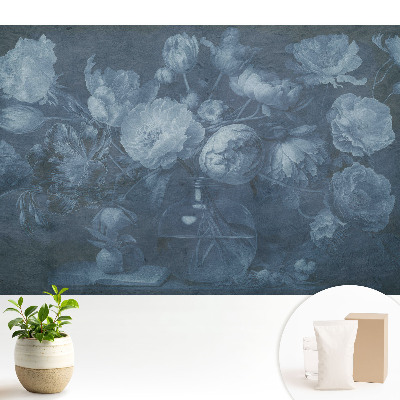 Flori într-o vază de sticlă în stil clasic