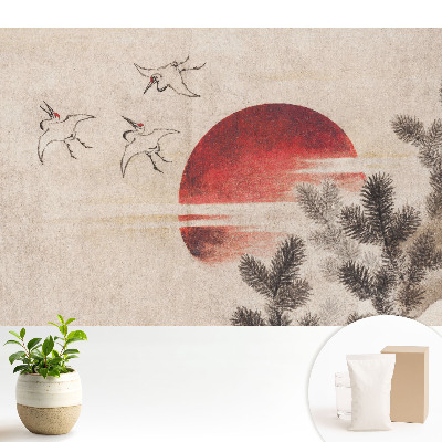 Trei păsări și soarele pe fundalul copacilor coniferi