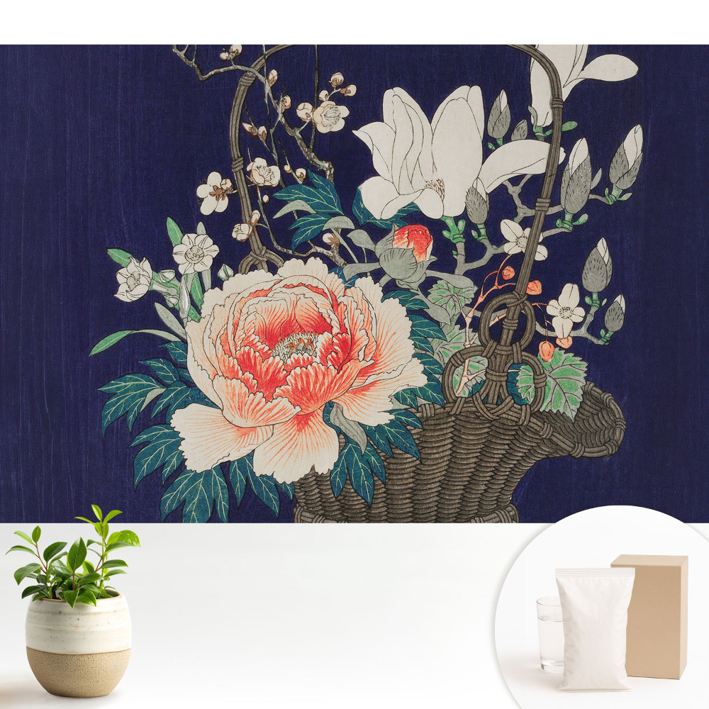 Un aranjament floral clasic într-un coș de răchită