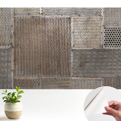 Perforații metalice geometrice