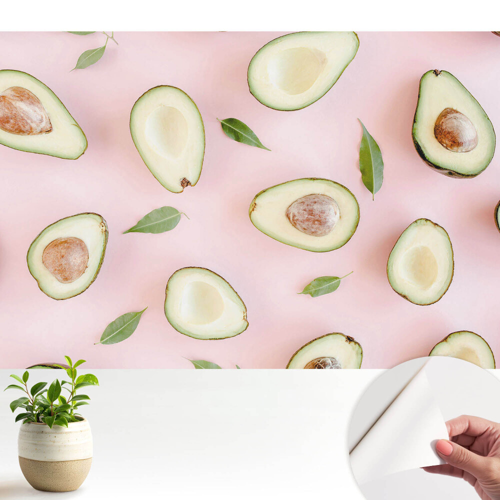 Avocado pe fundal roz