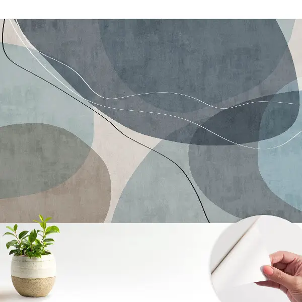 Forme abstracte într-o atmosferă calmă