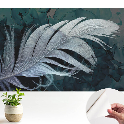 O pană delicată pe un fundal abstract