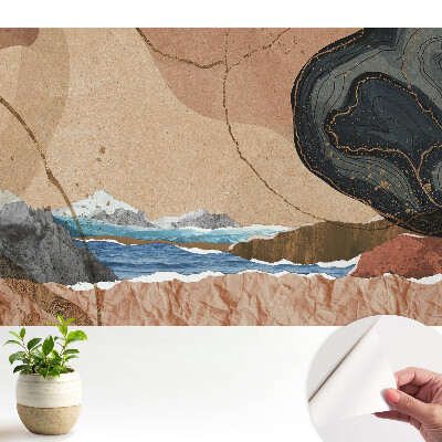 Peisaj colorat de uscat și mare