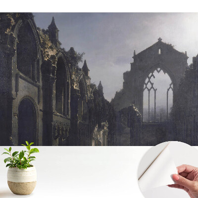 O ruină gotică simetrică din punct de vedere arhitectural