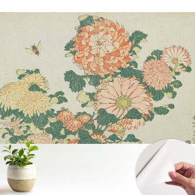 Flori de crizantemă, armonie cu albine