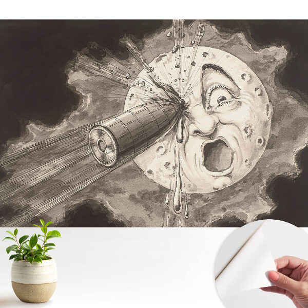 Luna și obiectul metalic