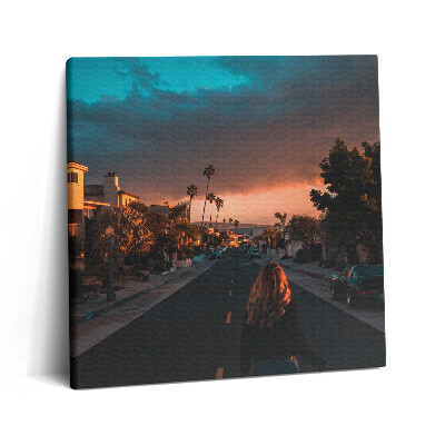 Tablou pe pânză canvas 60x60 O femeie în mijlocul drumului