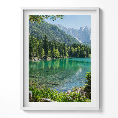 Tablou rama Peisaj montan al unui lac în pădure