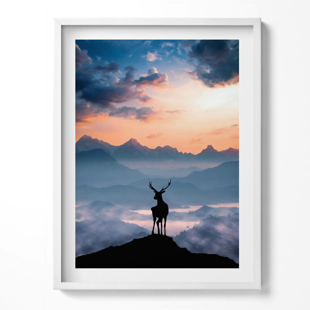 Tablou living cu rama Cerb pe vârful muntelui