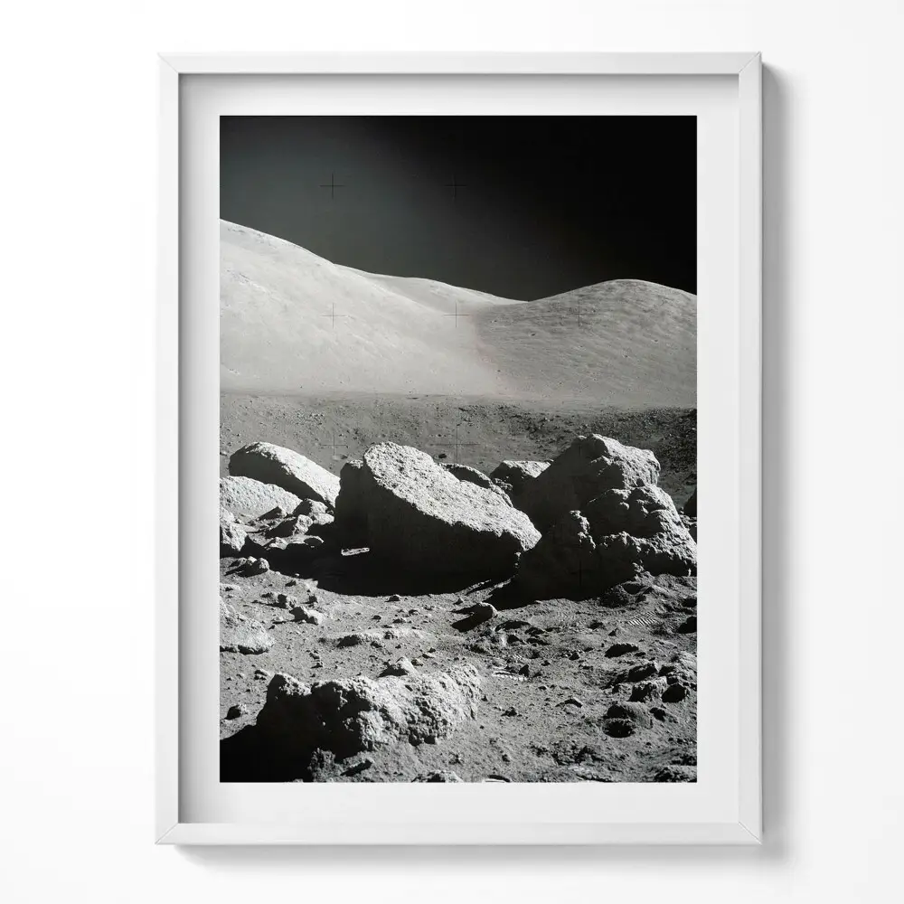 Tablou living cu rama Fotografie de rocă lunară NASA