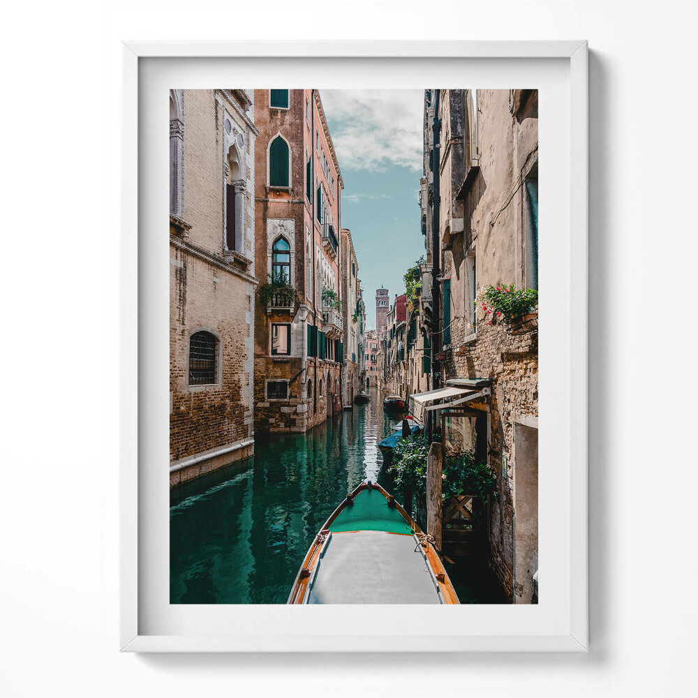 Tablou living cu rama Gondolă în Canalul Veneției, Italia