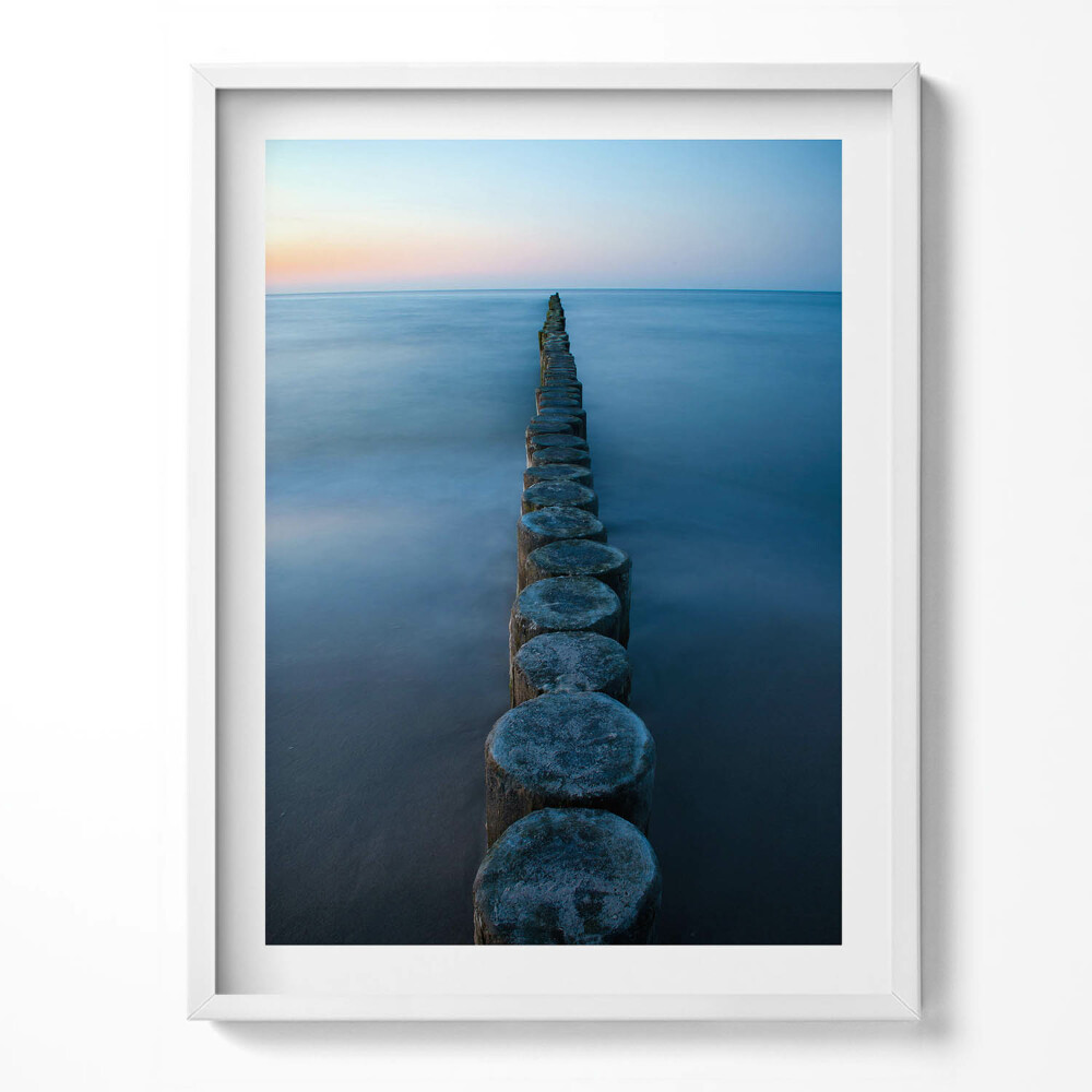 Tablou rama Stâlpi de lemn în mare