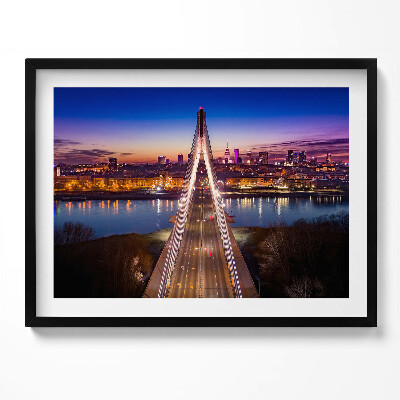 Tablou living cu rama Podul și orașul seara