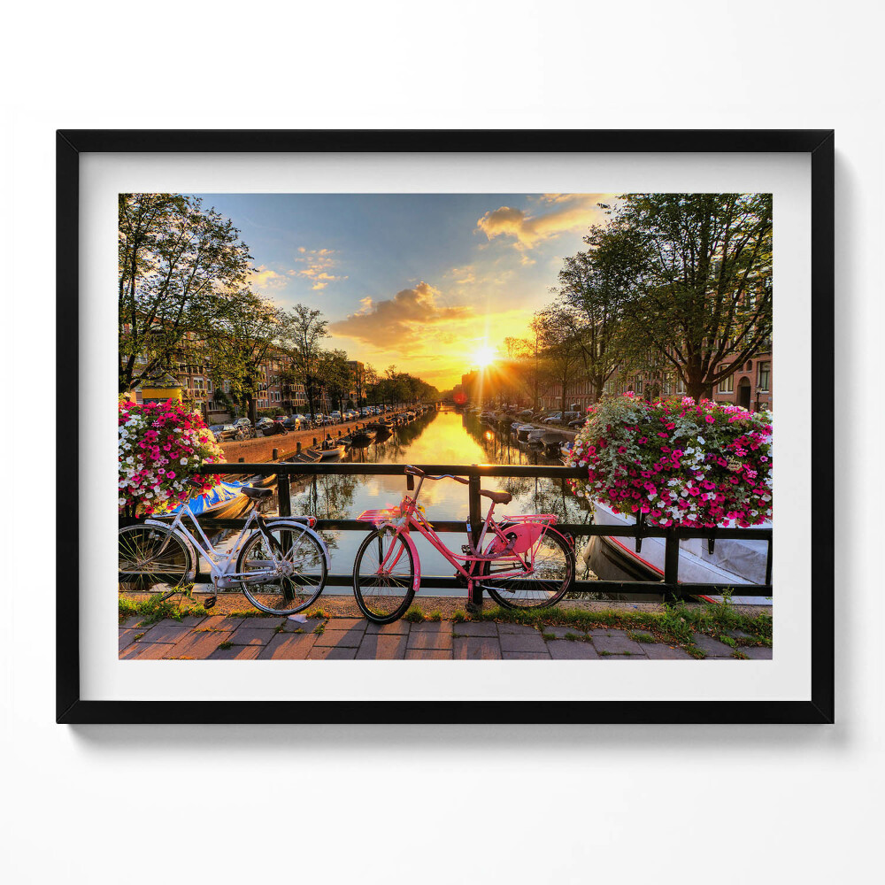 Tablou living cu rama Răsărit de soare peste Amsterdam