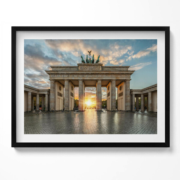 Tablou living cu rama Poarta Brandenburg din Berlin
