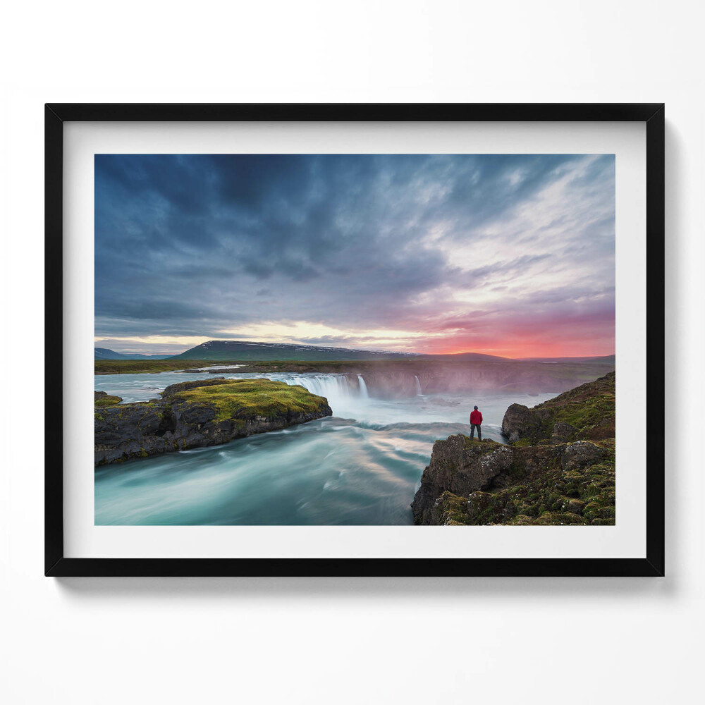 Tablou living cu rama Peisaj cu cascada Godafoss