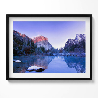 Tablou living cu rama Peisaj lacustru de iarnă