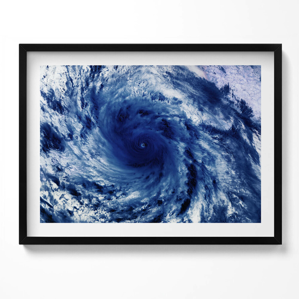 Tablou rama Fotografie NASA - vârtej de nori din spațiu