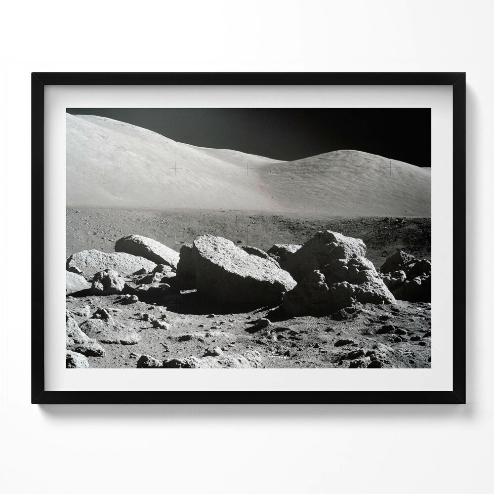 Tablou living cu rama Fotografie de rocă lunară NASA