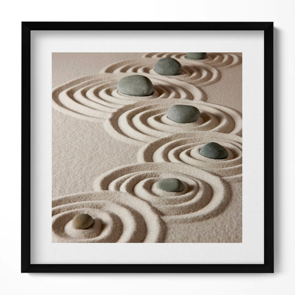 Tablou rama unic Zen - pietre pe cercuri de nisip