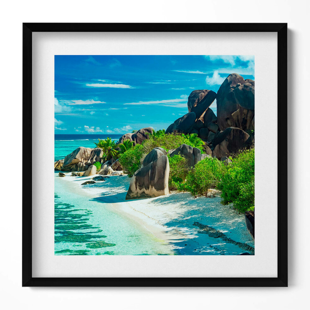 Tablou living cu rama unic Peisaj de vară cu plajă și ocean