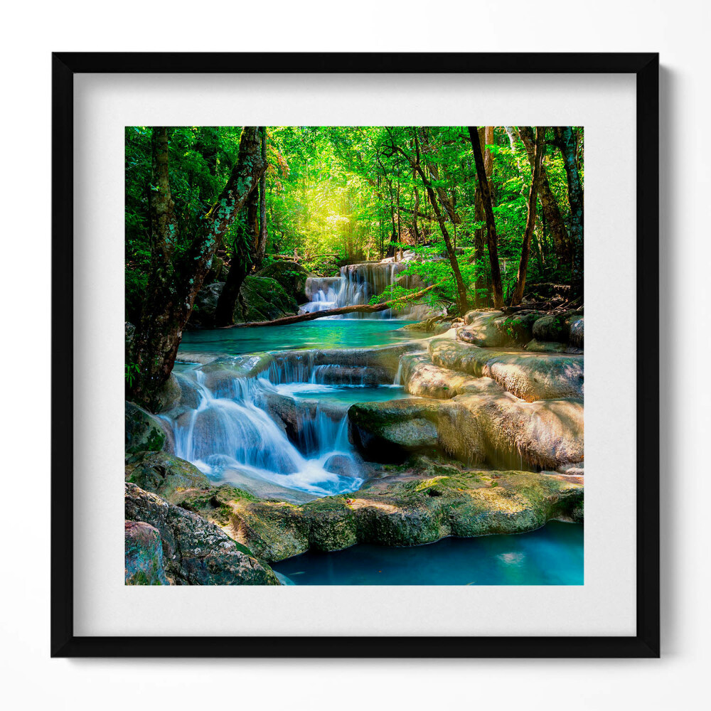 Tablou rama unic Un pârâu turcoaz în pădure