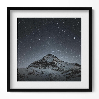 Tablou living cu rama unic Muntele într-o noapte înstelată