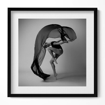 Tablou living cu rama unic O fotografie cu o dansatoare care dansează
