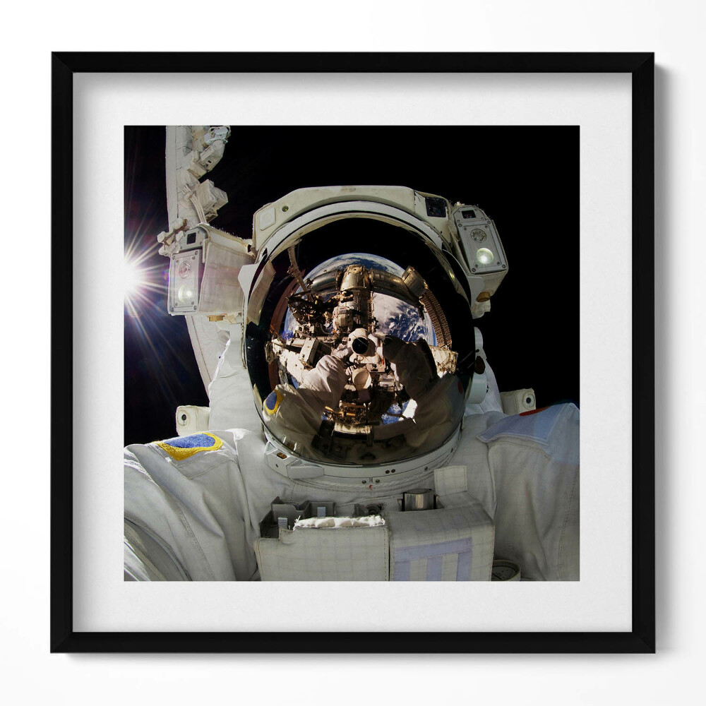 Tablou living cu rama unic Astronautul în spațiul NASA