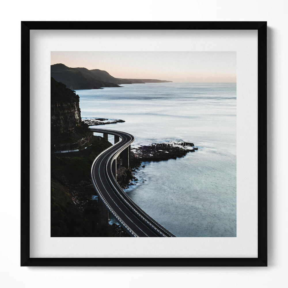 Tablou living cu rama unic Vedere aeriană a drumului de coastă