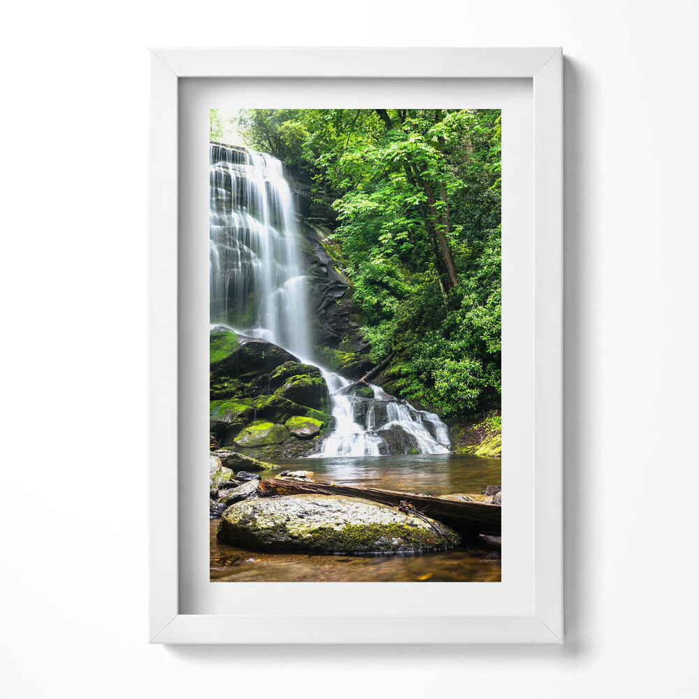 Tablou living cu rama decorativ Pădurea cu cascade