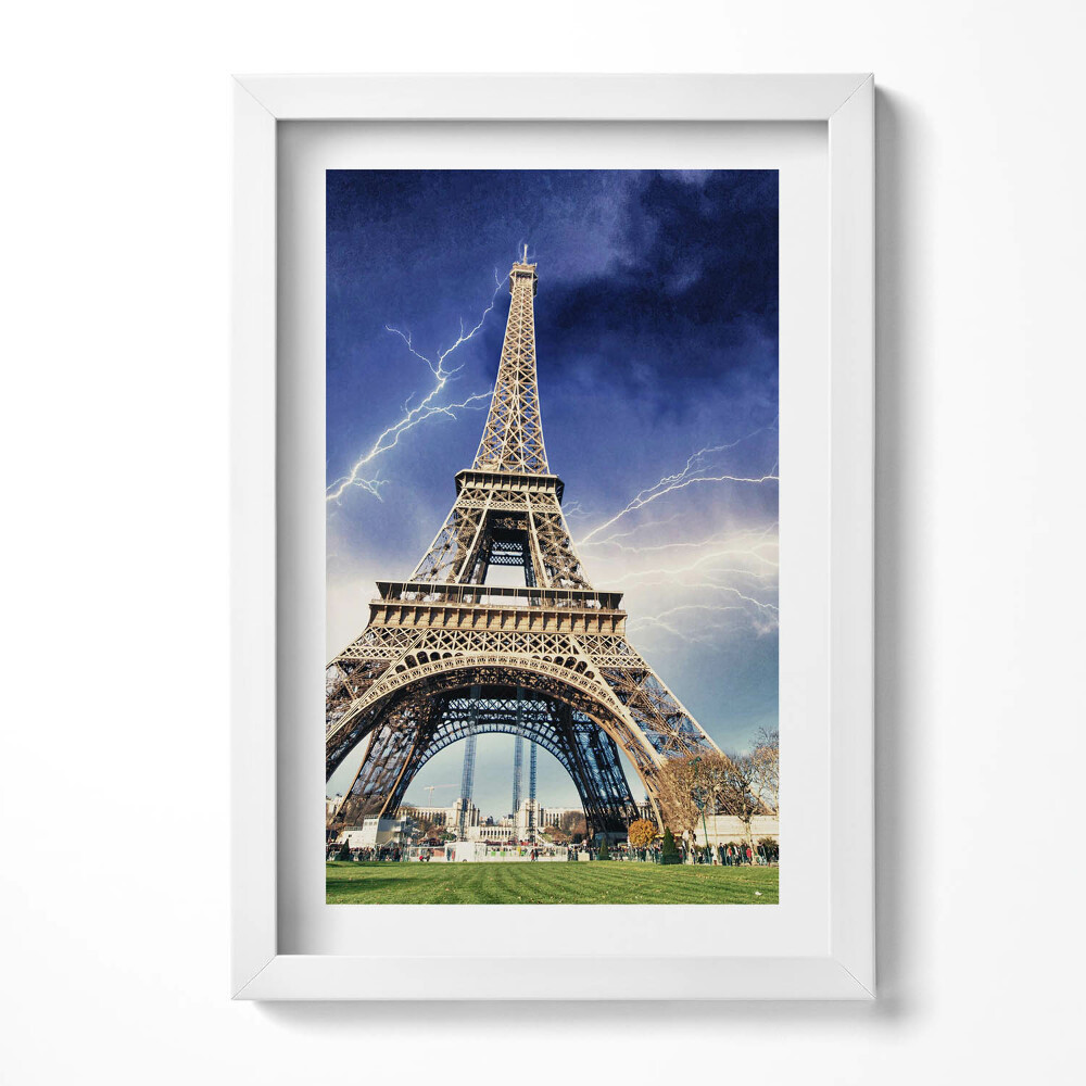 Tablou rama decorativ Turnul Eiffel, fulgere și furtună