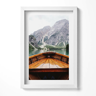 Tablou living cu rama decorativ O barcă pe un lac de munte