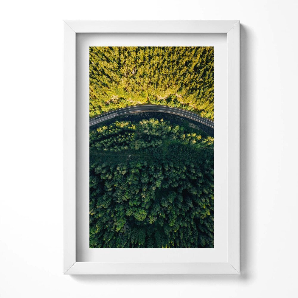 Tablou living cu rama decorativ Pădurea dintr-o dronă - muntele Śnieżka
