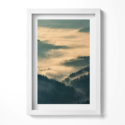 Tablou living cu rama decorativ Peisaj montan cu păduri în ceață
