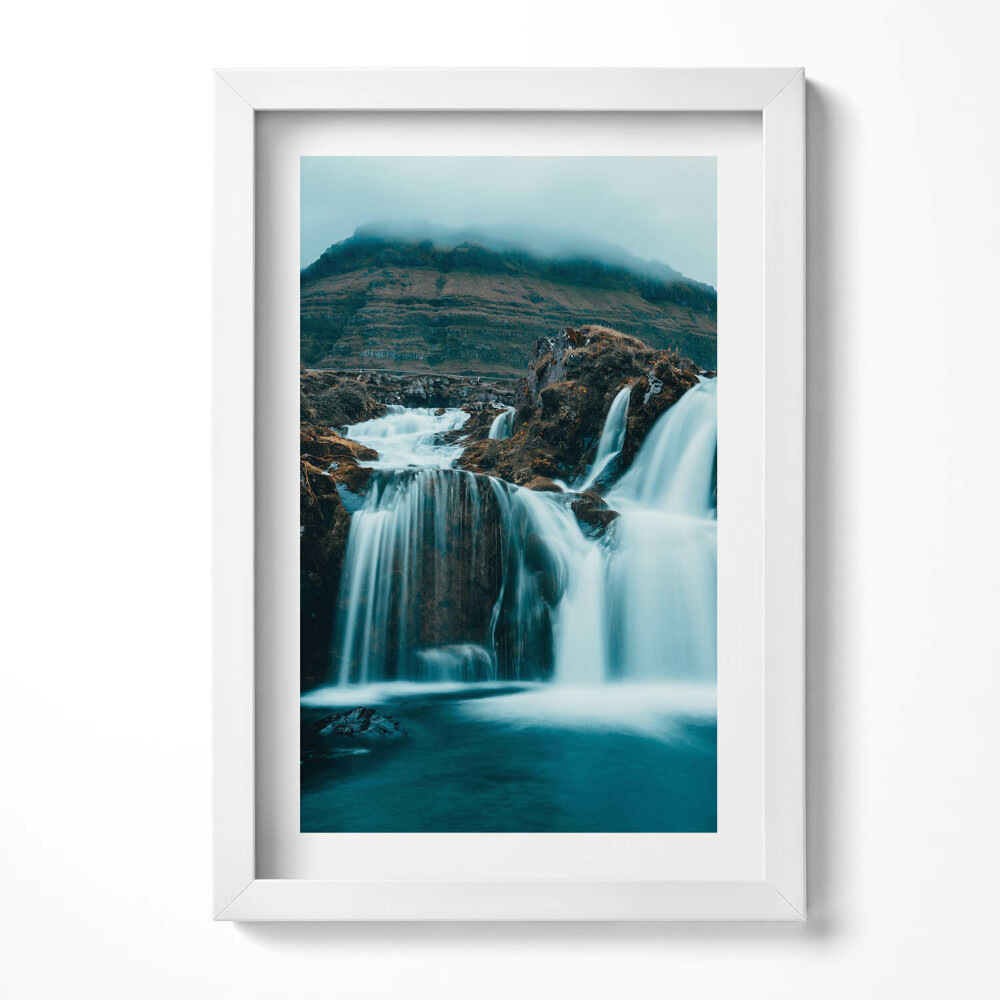 Tablou living cu rama decorativ Fotografie a unei cascade de munte