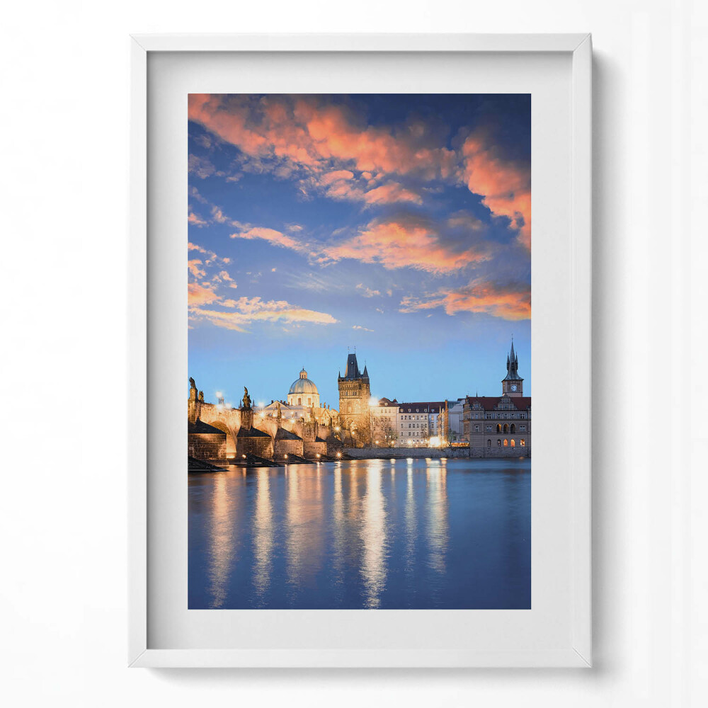 Tablou living cu rama modern Peisaj urban seara