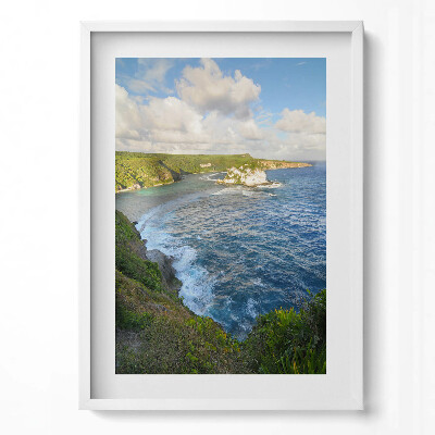 Tablou living cu rama modern Plaja cu stânci și valurile mării