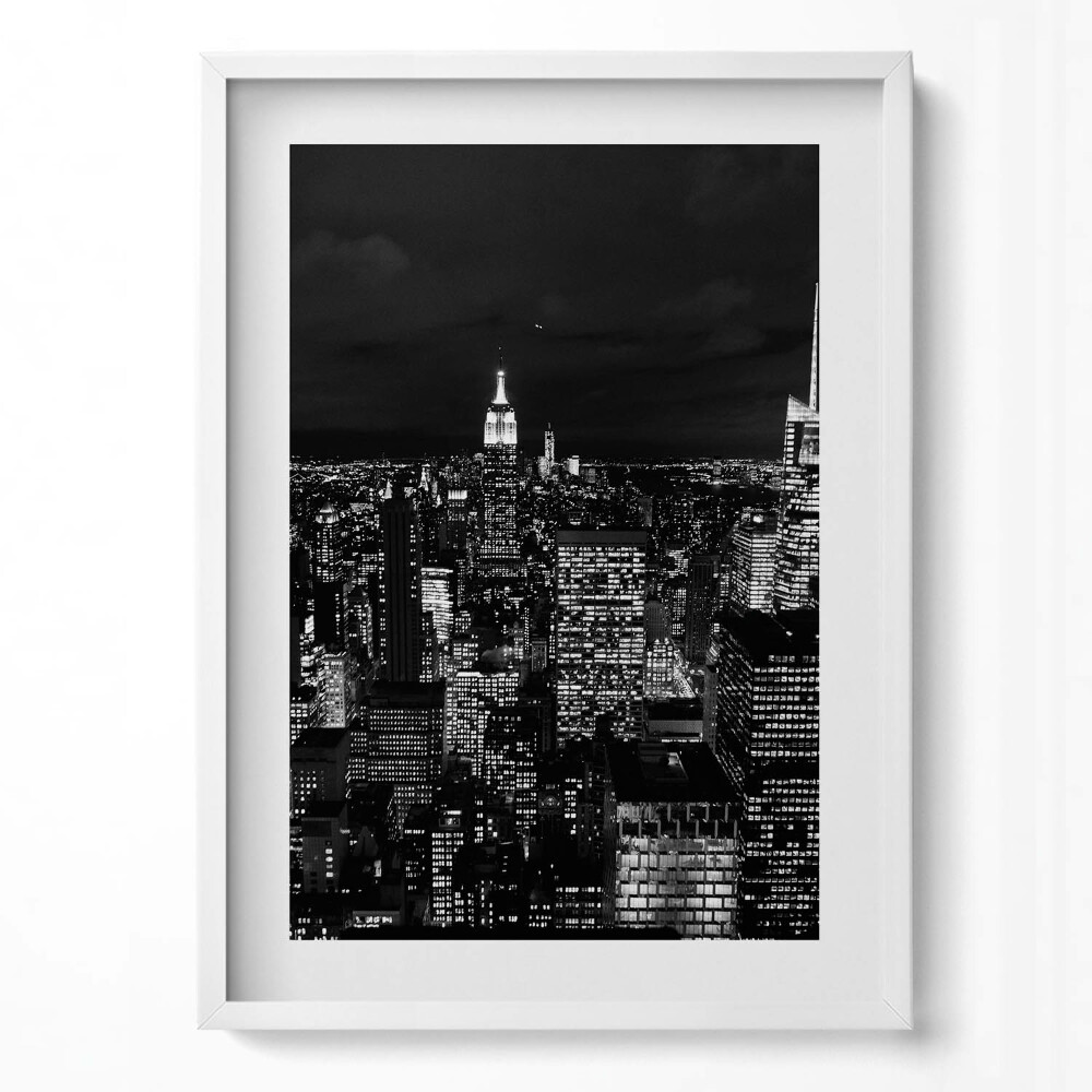 Tablou living cu rama modern peisaj urban alb-negru noaptea