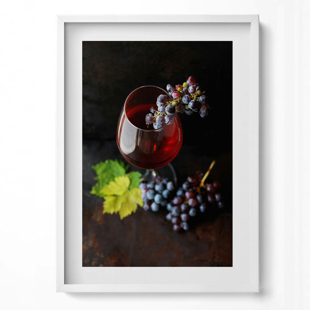 Tablou living cu rama modern Un pahar de vin și struguri