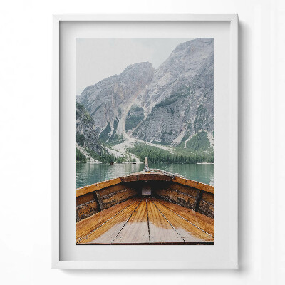 Tablou living cu rama modern Vedere de pe o barcă pe un lac de munte