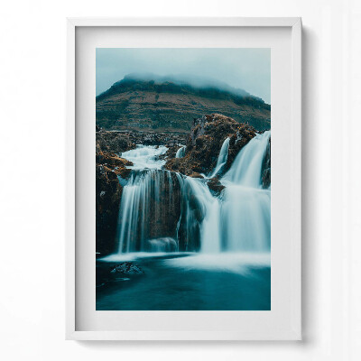 Tablou rama modern Fotografie a unei cascade de munte