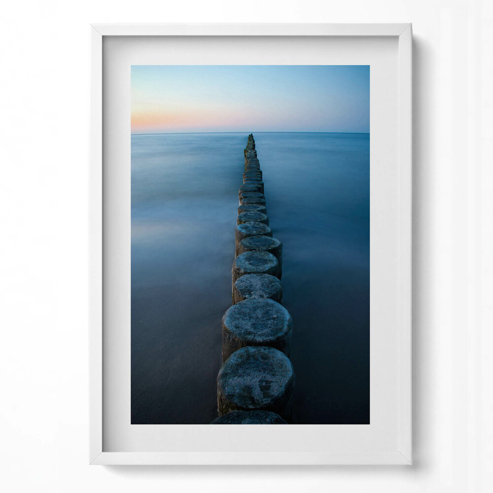 Tablou rama modern Stâlpi de lemn în mare