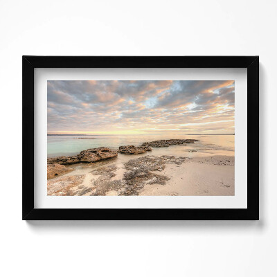 Tablou living cu rama original Peisaj de plajă, mare și cer