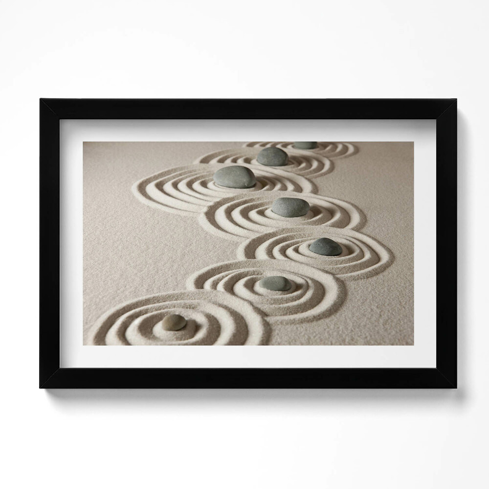 Tablou rama original Zen - pietre pe cercuri de nisip