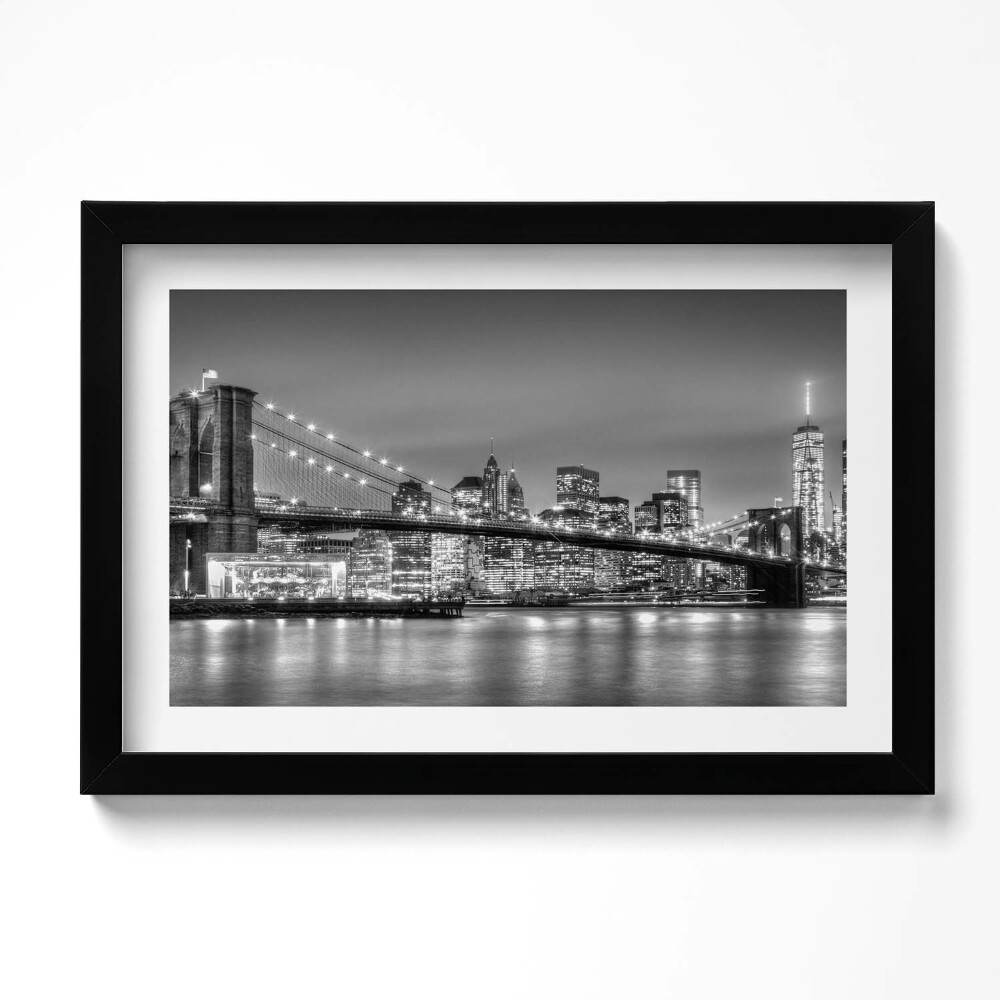 Tablou living cu rama original Podul Brooklyn din New York noaptea