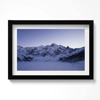 Tablou rama original Peisaj al munților acoperiți de zăpadă